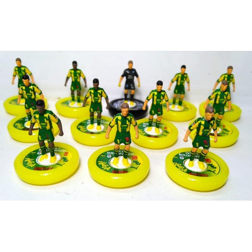 Subbuteo Andrew Table Soccer West Bromwich Albion 2018-19 away kit on WSB Professional bases